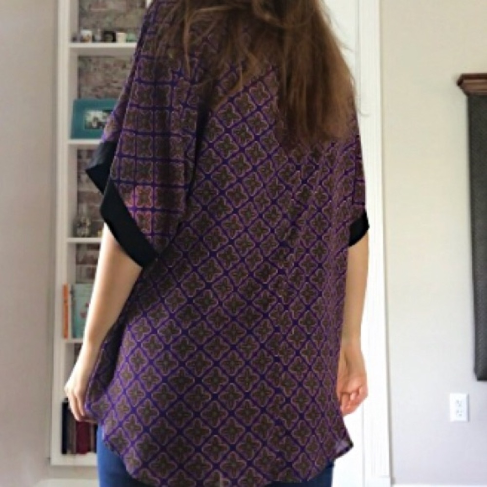 Patterned Kimono - Picture 2 of 2